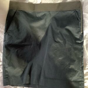 Banana Republic Black Skirt With Pockets 14